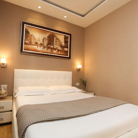 Hotel Vila Verde Gjika-3